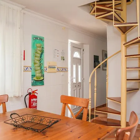 Pata Da Gaivota Boutique House Lourinha (Lisbon)